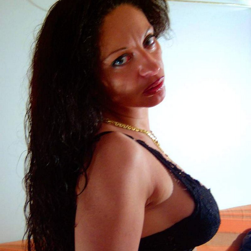 Jeannine 24 Escort Le Vieux Bourg